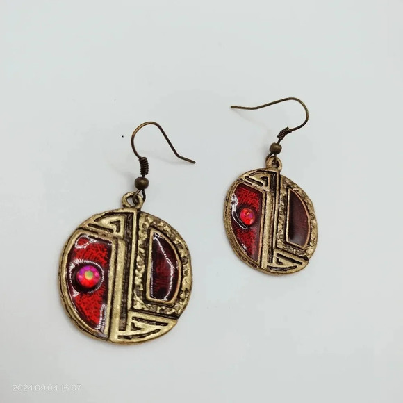 Women's Dangle Drop Earrings Antique Gold Tone Garnet Red Enamel Rhinestone Boho - Picture 8 of 11